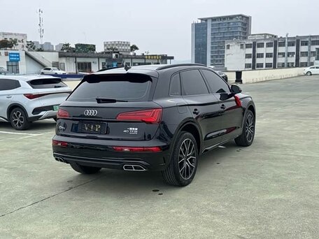 2026 Audi Q5 L 40 TFSI II (FY) Рестайлинг, чёрный, 5800000 рублей, вид 5