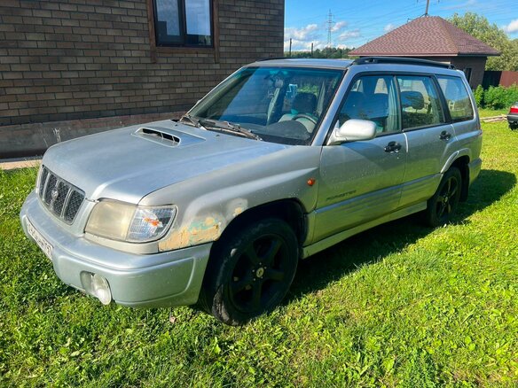 2001 Subaru Forester I Рестайлинг, серебристый - вид 3