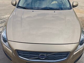 2011 Volvo S60 II, золотистый, 1070000 рублей, вид 1