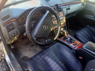 1999 Mercedes-Benz E-Класс 240 II (W210, S210), серебристый, 450000 рублей, вид 5