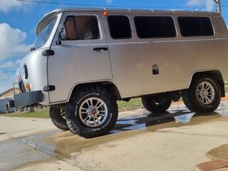2007 УАЗ 3909, серебристый, 850000 рублей, вид 2