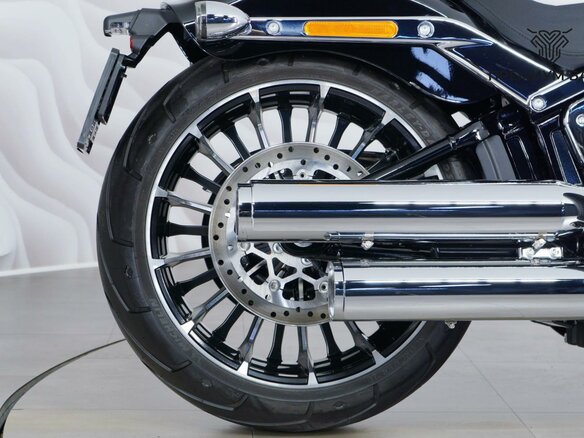 2026 Harley-Davidson Breakout, чёрный, 3199000 рублей - вид 8
