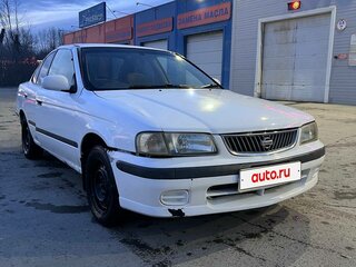 2001 Nissan Sunny B15, белый, 220000 рублей, вид 2