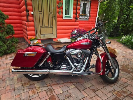 2013 Harley-Davidson Dyna Switchback, красный, 850000 рублей, вид 1