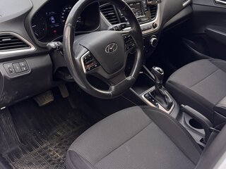 2019 Hyundai Solaris II, белый, 1520000 рублей, вид 5