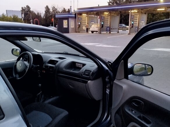 2007 Renault Symbol I Рестайлинг 2, серый, 180000 рублей - вид 7
