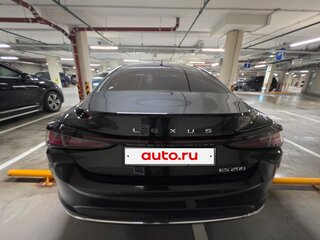 2025 Lexus ES 200 VII Рестайлинг 2, чёрный, 4900000 рублей, вид 4
