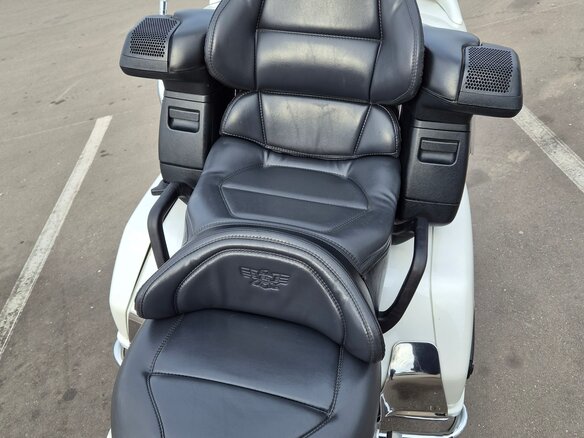 1999 Honda GL 1500 Gold Wing, белый, 880000 рублей - вид 14