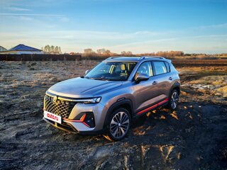 2024 Changan CS35 Plus I Рестайлинг, серый, 1850000 рублей, вид 2