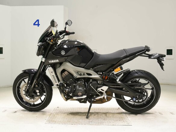 2014 Yamaha MT-09 (FZ-09), фиолетовый, 670000 рублей - вид 2