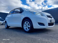 2010 Toyota Vitz II (XP90), белый, 420000 рублей - вид 5