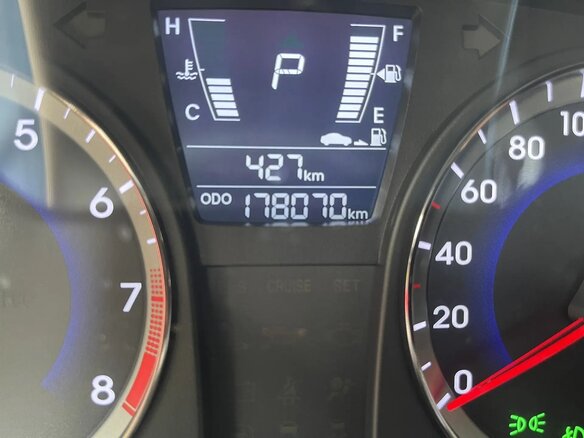2013 Hyundai Solaris I, чёрный, 965000 рублей - вид 12