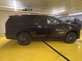 2026 Cadillac Escalade-V I Рестайлинг, чёрный, 27450000 рублей, вид 3
