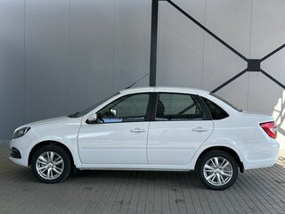 2026 Lada (ВАЗ) Granta I Рестайлинг, белый, 1188000 рублей, вид 2