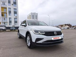 2021 Volkswagen Tiguan II Рестайлинг, белый, 3335000 рублей, вид 5