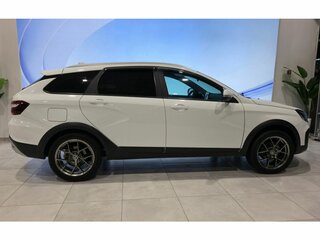 2023 Lada (ВАЗ) Vesta SW Cross I Рестайлинг (NG), белый, 1499000 рублей, вид 4