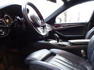 2018 BMW 5 серии 520d xDrive VII (G30/G31/G38), чёрный, 3079000 рублей, вид 5