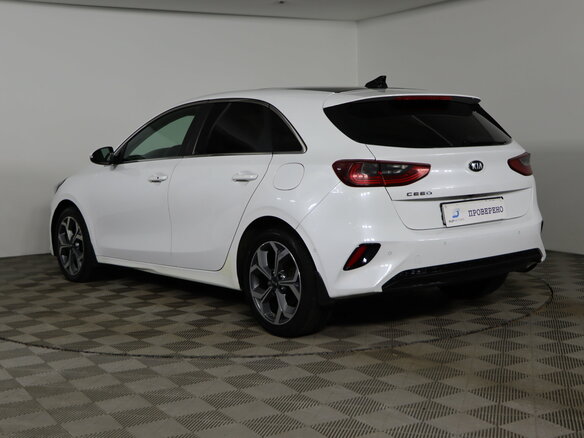 2018 Kia Ceed III, белый, 1569990 рублей - вид 6