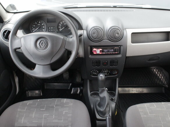 2013 Renault Sandero I, белый, 556000 рублей - вид 6