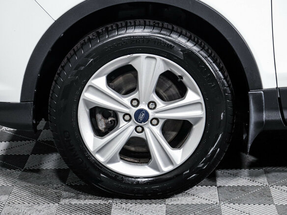 2015 Ford Kuga II, белый, 1100000 рублей - вид 14