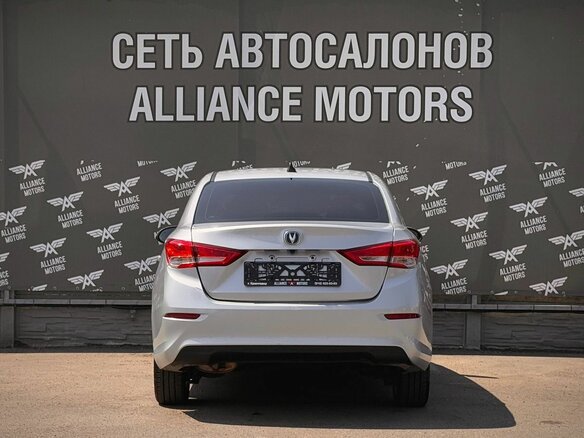 2023 Changan Alsvin, серебристый, 899000 рублей - вид 5