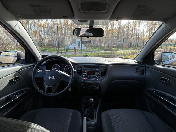 2011 Kia Rio II Рестайлинг, бежевый, 649000 рублей - вид 6