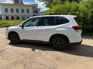 2020 Subaru Forester V, белый, 3300000 рублей, вид 2