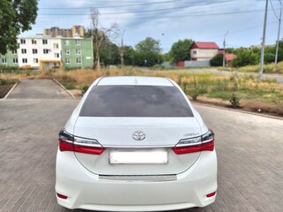 2017 Toyota Corolla XI (E160, E170, E180) Рестайлинг 1, белый, 2050000 рублей, вид 5