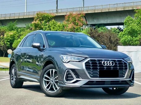 2023 Audi Q3 35 TFSI II (F3), серый, 2710000 рублей, вид 3