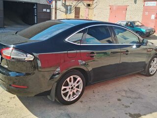 2011 Ford Mondeo IV Рестайлинг, чёрный, 700000 рублей, вид 4
