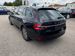 2023 Skoda Superb III Рестайлинг, чёрный, 2355000 рублей, вид 2