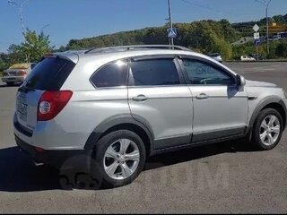 2013 Chevrolet Captiva I Рестайлинг, серебристый, 1550000 рублей, вид 4