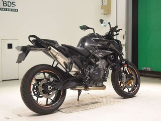 2021 KTM 890 Duke, чёрный, 697000 рублей, вид 5