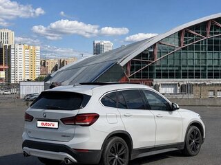 2020 BMW X1 18d xDrive II (F48) Рестайлинг, белый, 2930000 рублей, вид 2