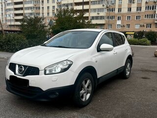 2013 Nissan Qashqai I Рестайлинг, белый, 1100000 рублей, вид 1