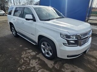 2016 Chevrolet Tahoe IV, белый, 3500000 рублей, вид 1