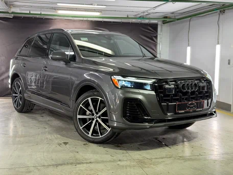 2024 Audi Q7 45 TFSI II (4M) Рестайлинг 2, серый, 8290000 рублей, вид 1