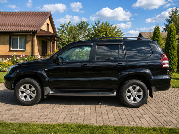 2005 Toyota Land Cruiser Prado 5-speed 120 Series, чёрный - вид 6