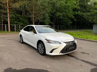 2021 Lexus ES 200 VII, белый, 3500000 рублей, вид 3