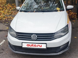 2018 Volkswagen Polo V Рестайлинг, белый, 500000 рублей, вид 1