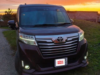 2019 Toyota Roomy I, коричневый, 999999 рублей, вид 2