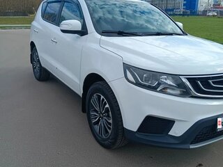 2018 Geely Emgrand X7 I Рестайлинг 2, белый, 1380000 рублей, вид 3