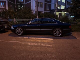 1999 Audi A8 I (D2) Рестайлинг, синий, 800000 рублей, вид 3