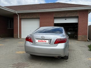 2010 Toyota Camry VI (XV40) Рестайлинг, серебристый, 1550000 рублей, вид 4