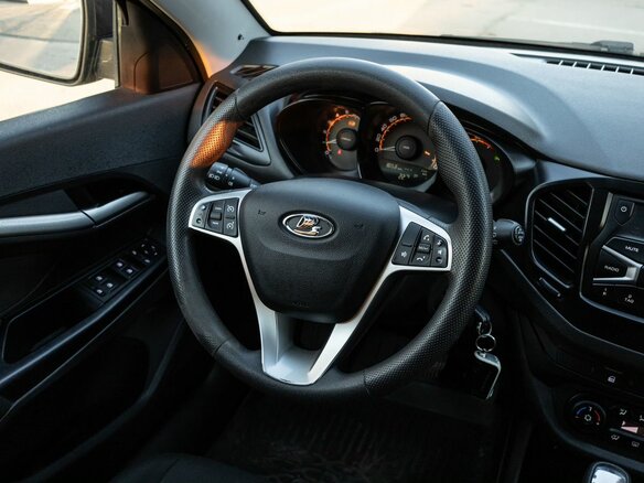 2020 Lada (ВАЗ) Vesta SW I, коричневый, 814000 рублей - вид 24