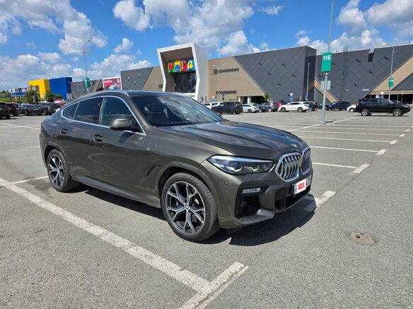 2020 BMW X6 30d III (G06), зелёный, 7980000 рублей - вид 5
