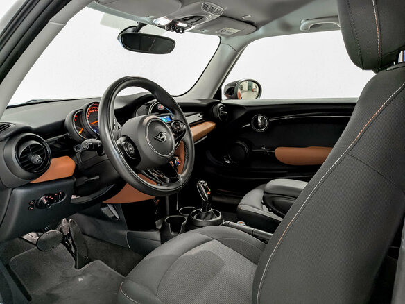 2020 Mini Hatch Cooper III (F55/F56) Рестайлинг, оранжевый, 2395000 рублей - вид 15