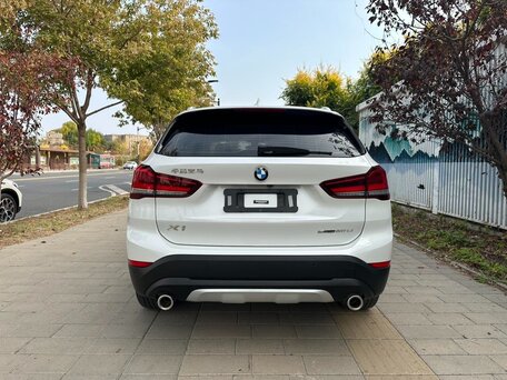2022 BMW X1 Long 20Li sDrive II (F48) Рестайлинг, белый, 2285000 рублей, вид 5