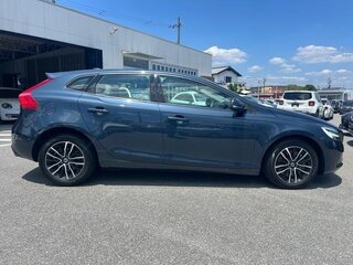 2020 Volvo V40 II Рестайлинг, синий, 1090060 рублей, вид 4