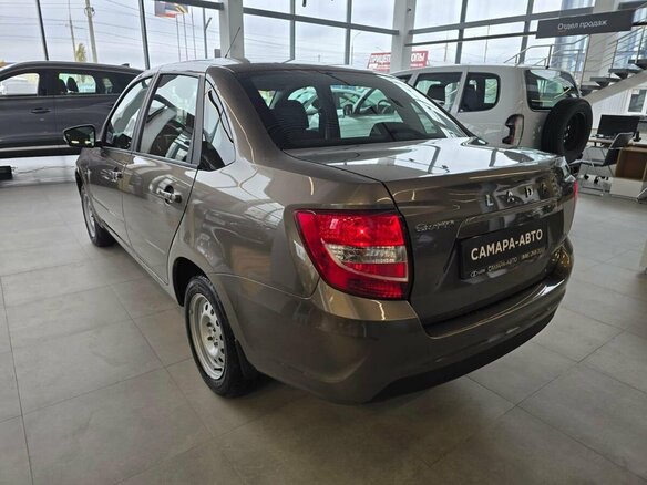2026 Lada (ВАЗ) Granta I Рестайлинг, коричневый - вид 3